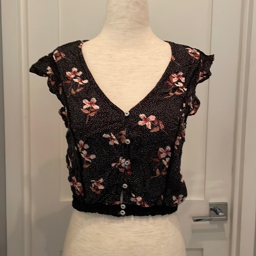 American eagle floral crop top